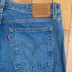 Levi’s wedgie straight